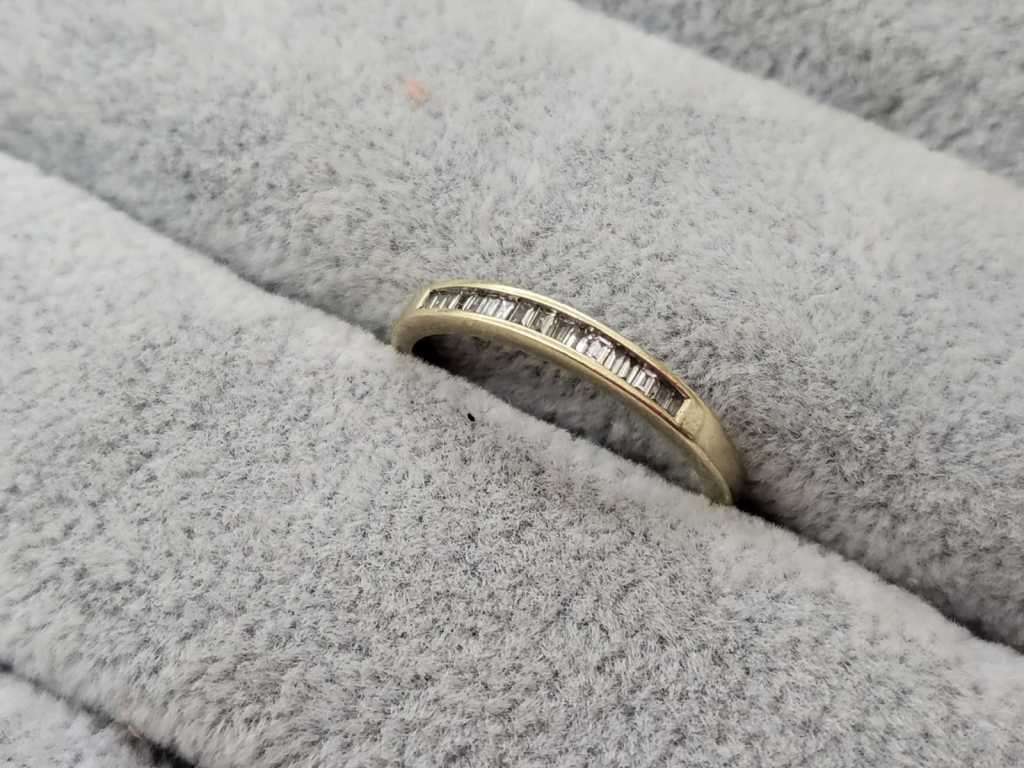 9ct Gold Half-Eternity Ring