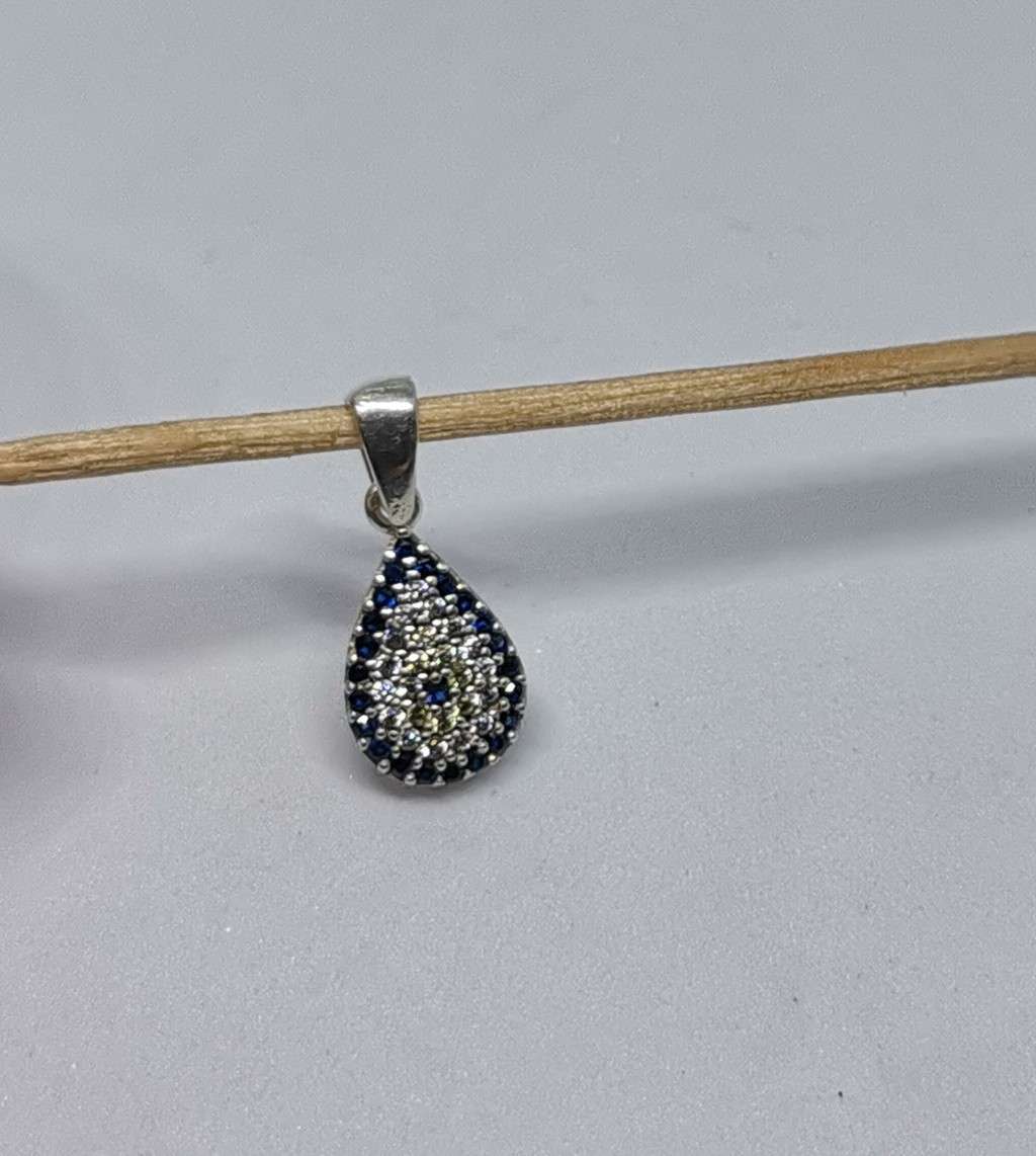 Pretty Silver Pendant