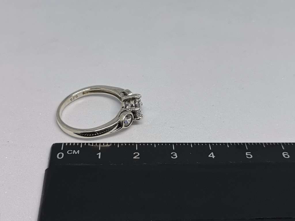 Pretty Silver Trilogy Ring