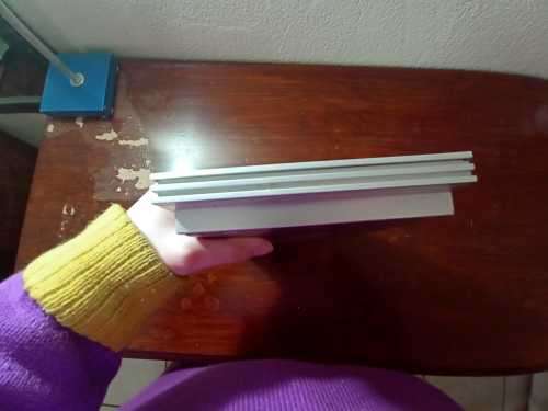 Old PS2 console with cable, manual and 9 games(not tested)