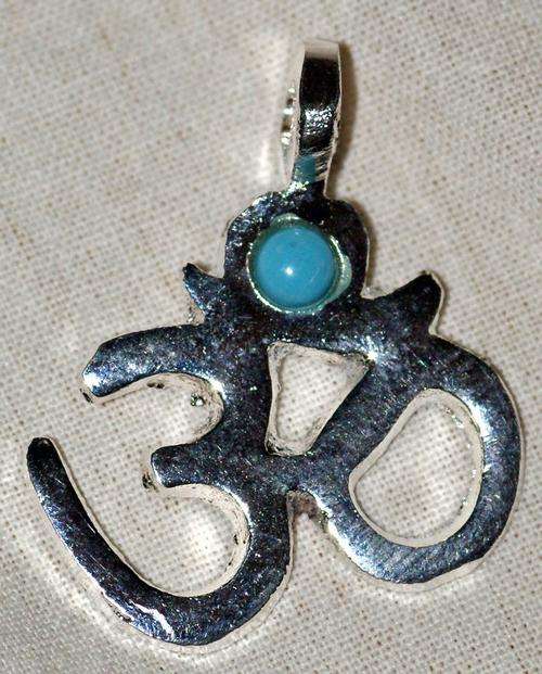 PENDANT\ NECKLACES - AUM PENDANT