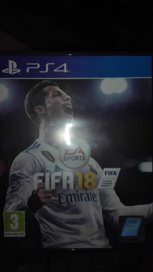 PS4 pro + fifa 18