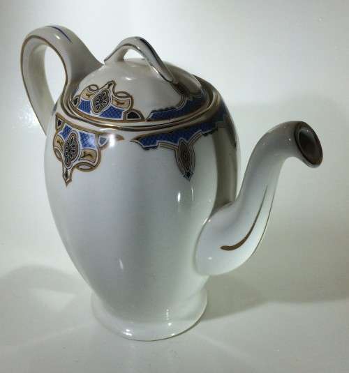 Grindley Coffee Pot - Balmoral Pattern