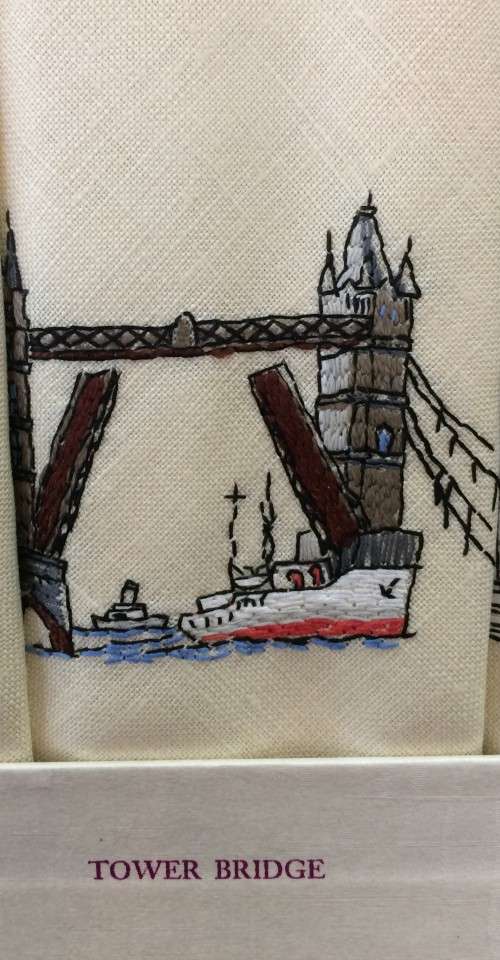 Embroidered Linen Napkins - London Scenes