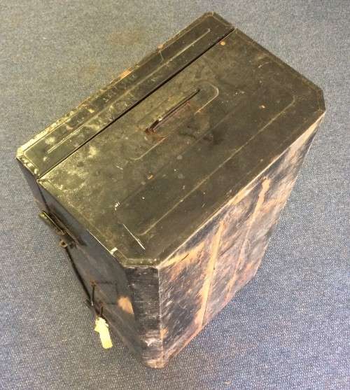 Very Large Metal Chest (Trommel)