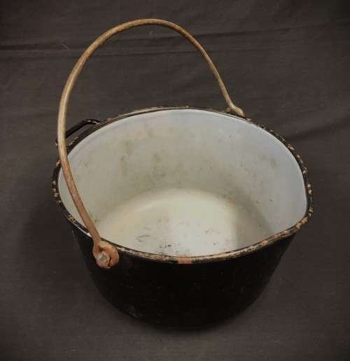 Large Vintage Enamel Pot
