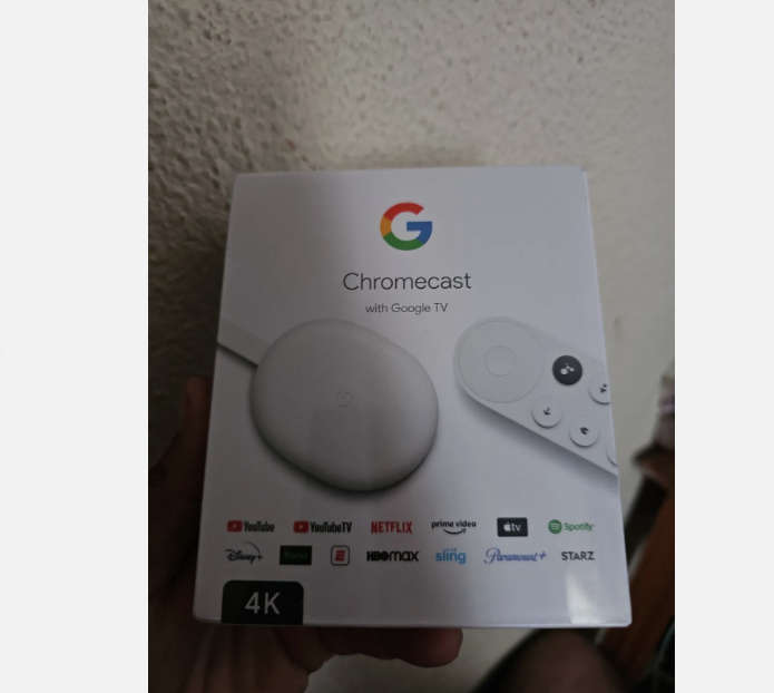 Google Chromecast with Google TV 4K Edition