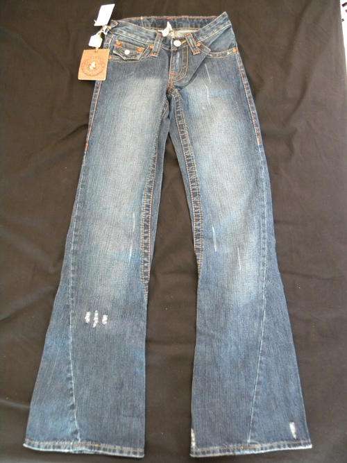 GET A PAIR NOW!!!! LADIES TRUE RELIGION JEANS!!!!