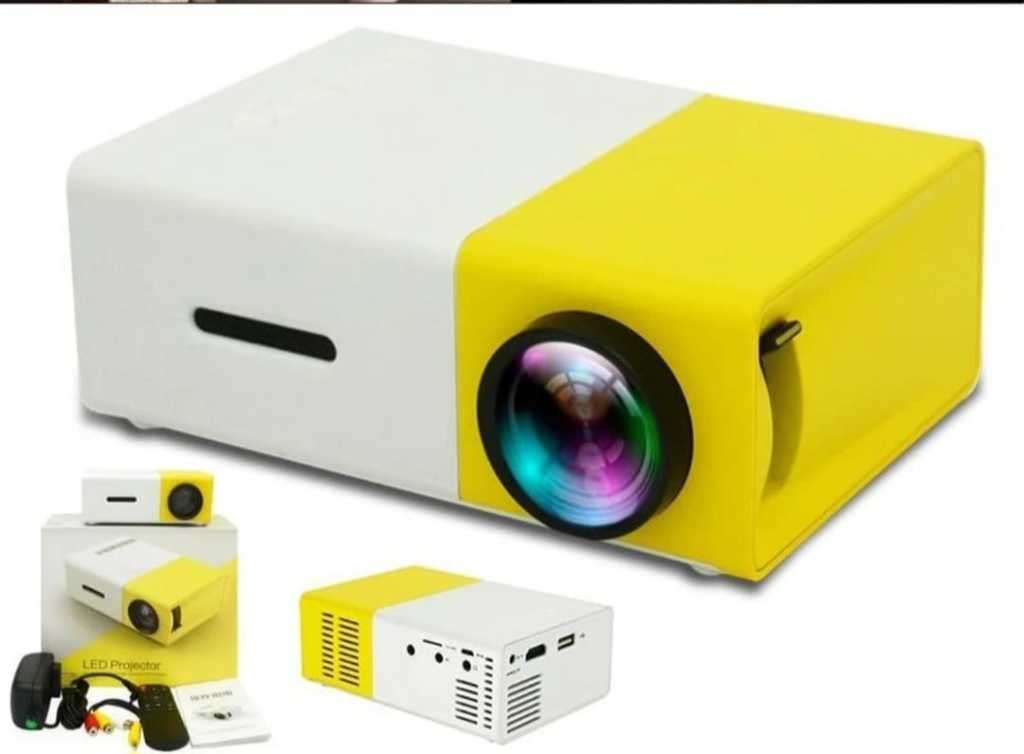 Mini LED HD Projector YG - 300