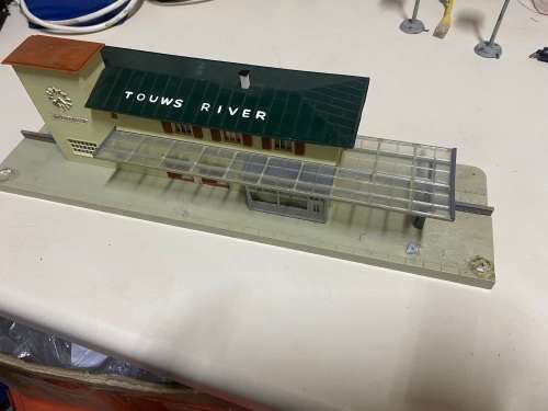 HO scale Train Station