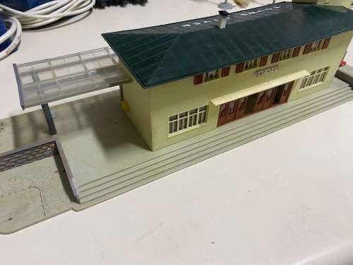 HO scale Train Station