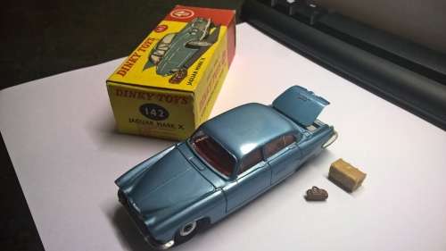 DINKY  Jaguar Mark X