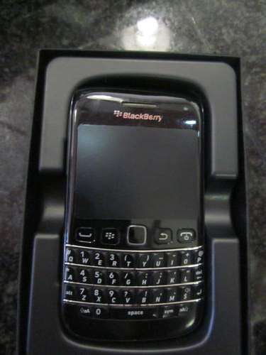 BLACKBERRY BOLD 9790 TOUCH AND TYPE MINT CONDITION!!!