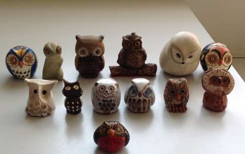 12 Assorted owls plus I cat . Bid per each to take the lot. R55 postage