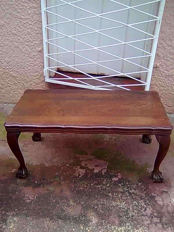 IMBUIA BALL AND CLAW  COFFEE TABLE IN IMMACULATE CONDITION