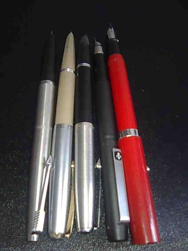 5 ASSORTED FOUNTAIN PENS