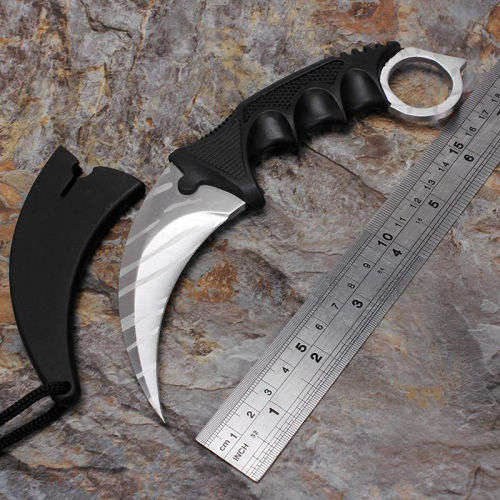 Fixed blade Karambit