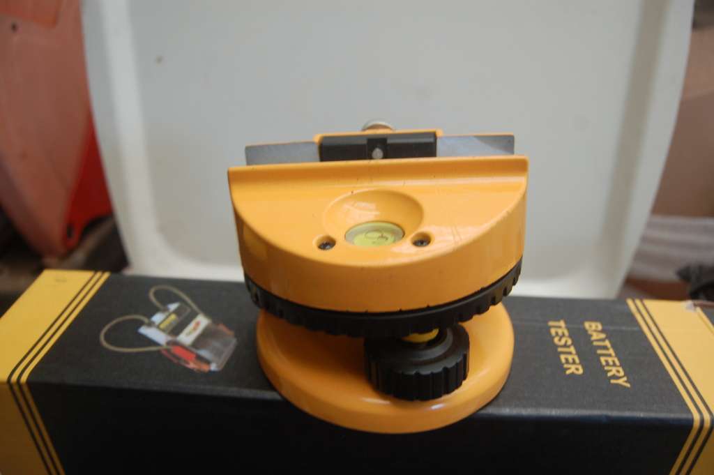 TUV LAZER SPIRIT LEVEL AND HOLDING HEAD (NO TRIPOD)