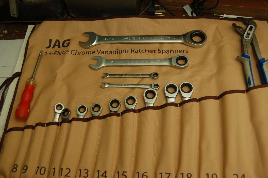 OFFERING A SUPERB QUALITY SET OF `JAG` CHROME-VANADIUM RATCHET SPANNERS