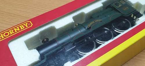 Hornby Castle Class Locomotive - OO Scale