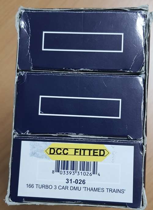 Bachmann OO scale 3 car DMU