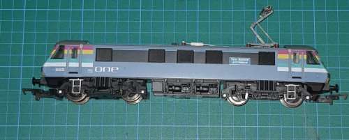 Hornby Class 90 - DCC fitted