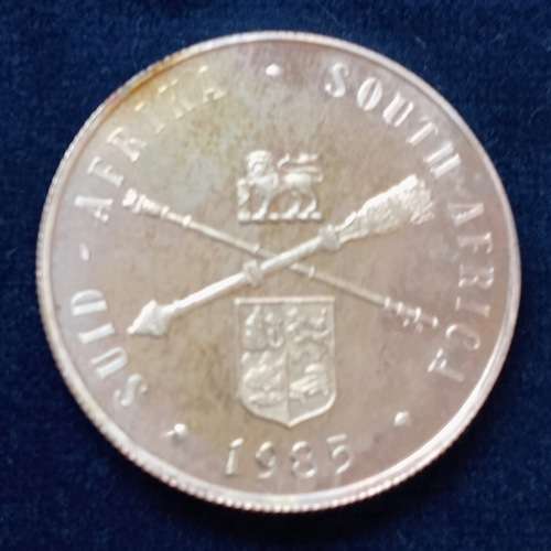 1985 SILVER PROOF R1 COIN    1910 - 1985 PARLIAMENT - WELL TONED - IN S A MINT BOX