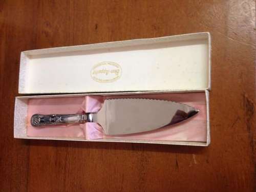 An amazing boxed Kings Pattern cake lift WOW!!!!!!!