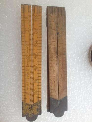 2 pairs of brass and wooden old rulers