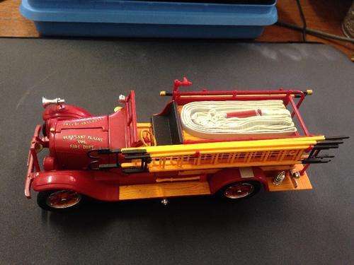 1928 Reo Fire Truck Diecast Model by Signature Models Diecast