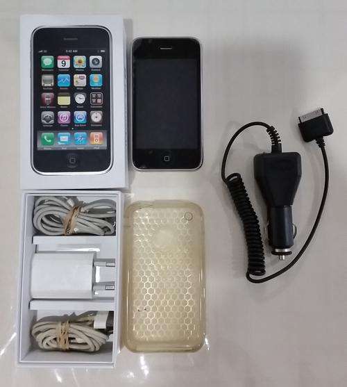 iPhone 3Gs + Accessories