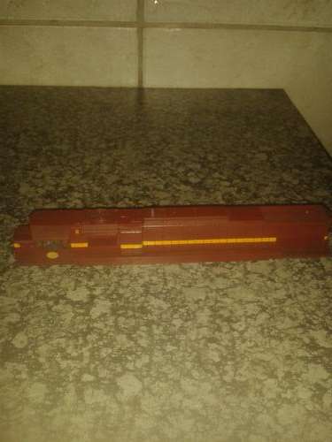 Lima SAR 34 class diesel body shell damaged