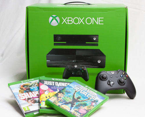 XBOX ONE Model 1540/1520 500 GB Kinect Console + Games Bundle