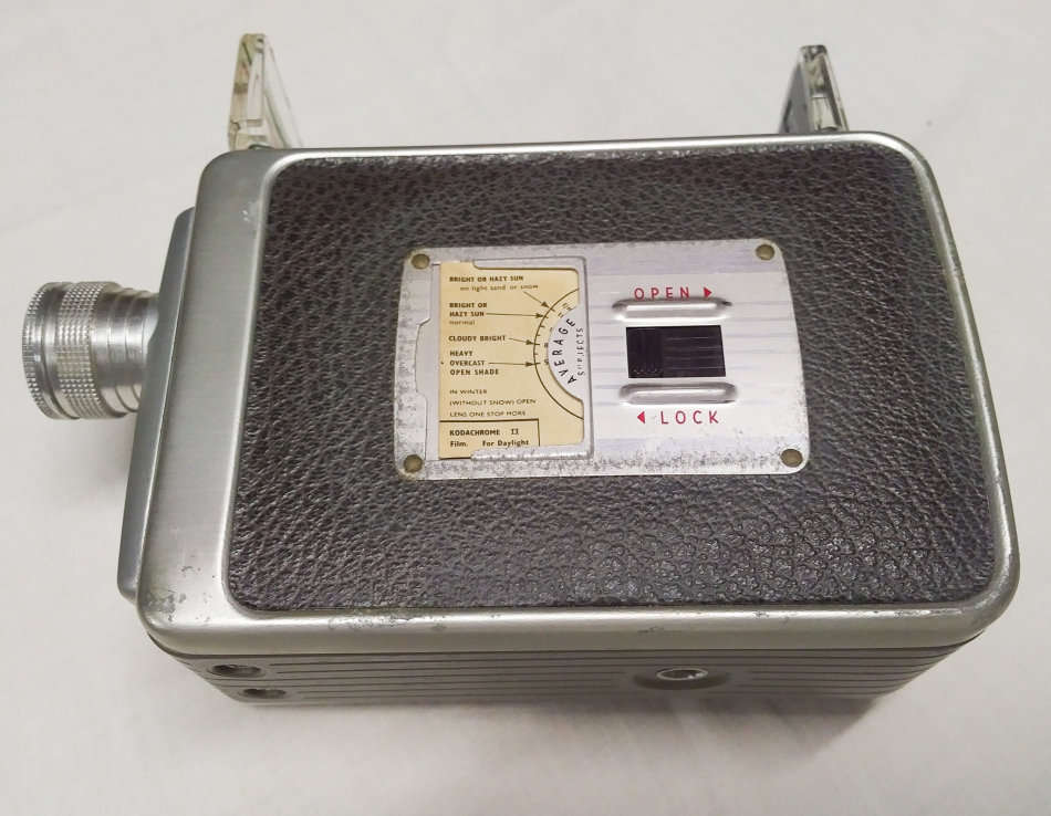 8 mm Brownie Movie Cine Camera Model 2 with Field Case and Kodascope Film Splicing Outfit