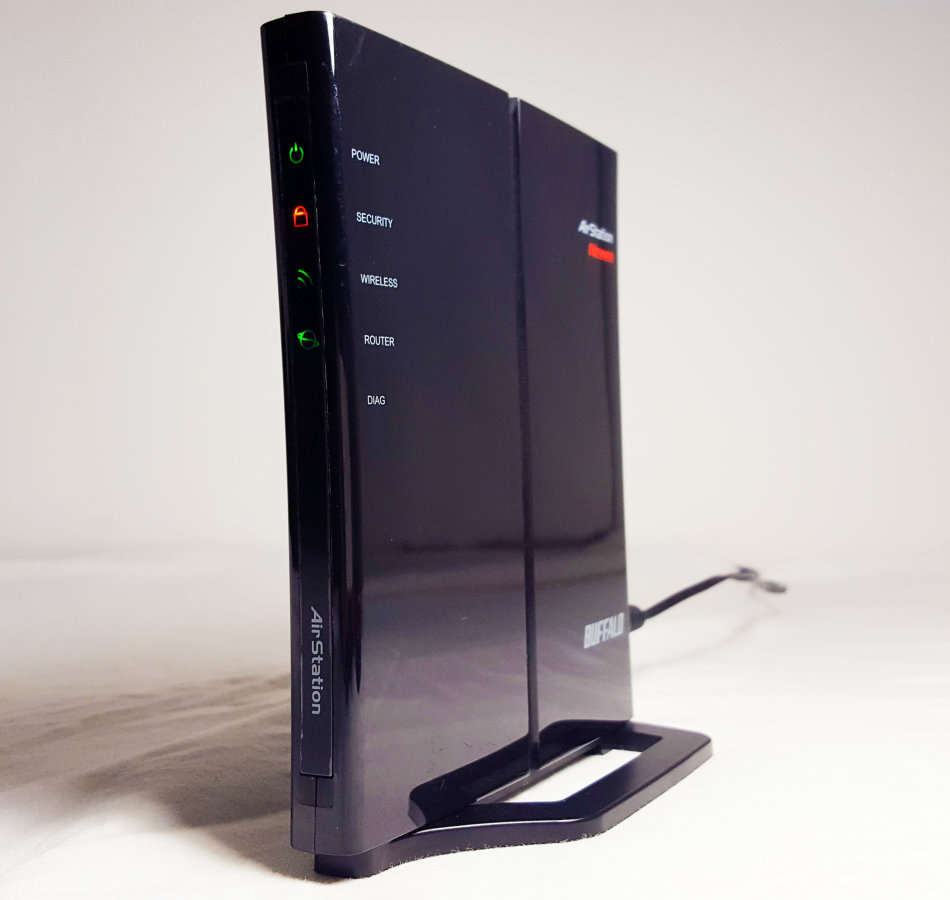 Buffalo WHR-G300N V2 AirStation Nfiniti Wireless-N Router and Access Point