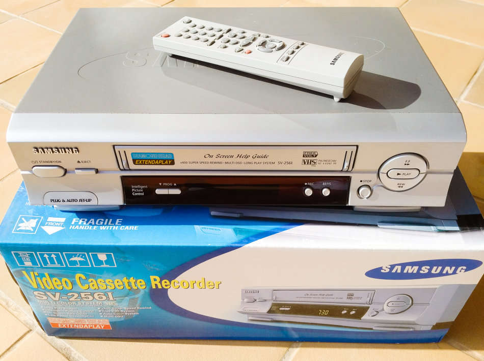 Samsung SV-256I Video Cassette Recorder