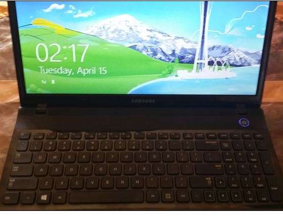 15.6'' great as good as new samsung core I5 laptop with numeric pad, hdmi card reader hd screen etc