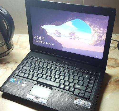 Toshiba Core i5 notebook LED HD  -Bluetooth, wifi  Windows 10 Pro -Tecra M11 series value R 23000