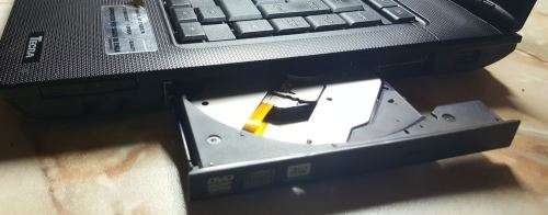 Toshiba Core i5 notebook LED HD  -Bluetooth, wifi  Windows 10 Pro -Tecra M11 series value R 23000