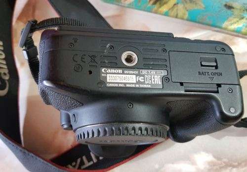 canon eos 700d 18 mega pixel camera good condition - great camera - 5 photos per second