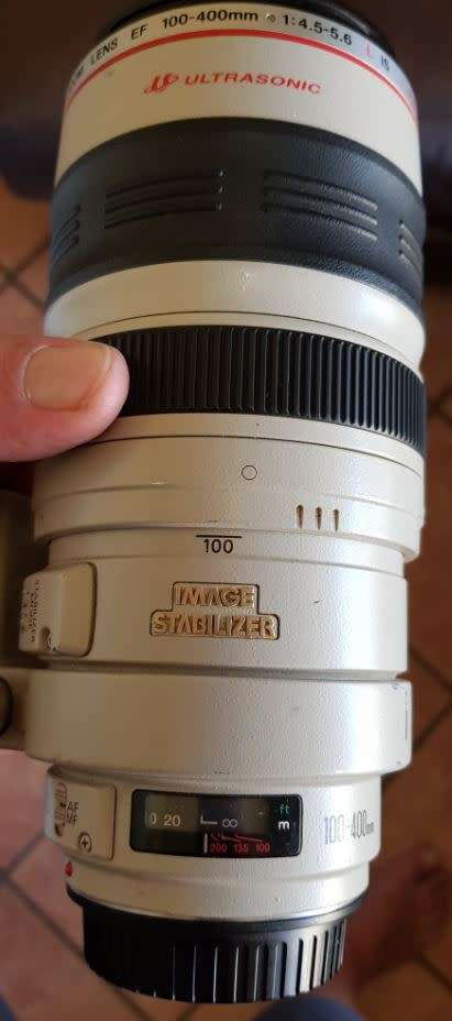 canon eos 100 - 400 mm l series lens f4.5 - 5.6 image stabilizer with 2 stabilizer functions