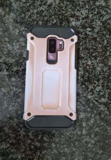 Samsung Galaxy S9 + plus 128gb memory 6gb ram uhd display Great condition!