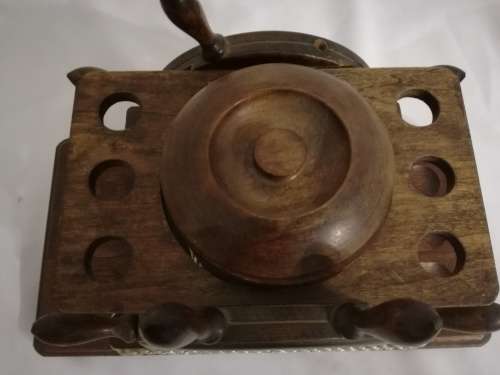 Vintage pipes and tobacco stand.