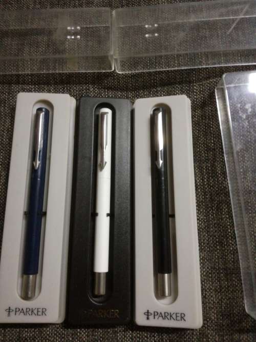 3 PARKER PENS in ORIGINAL BOXES. 1 BID FOR ALL.