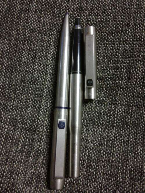 VINTAGE COLLECTABLE PARKER PENS.