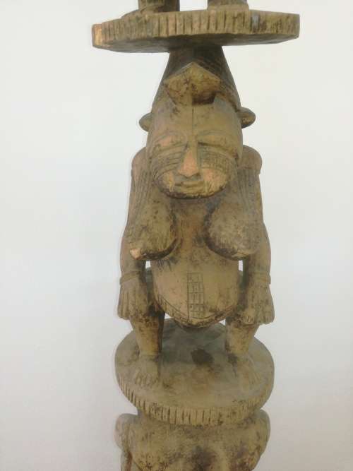 LARGE INDIAN HAND CARVED. 1.15m high