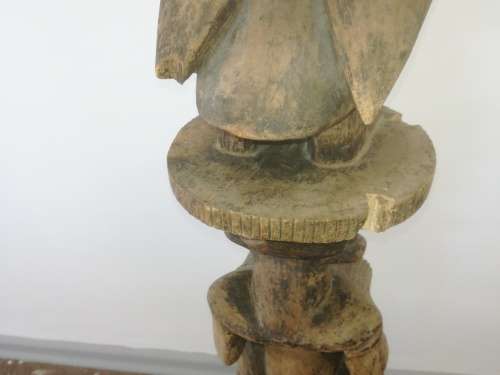 LARGE INDIAN HAND CARVED. 1.15m high