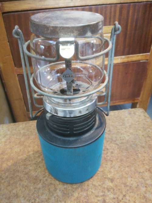 CAMPING GAS INTERNATIONAL GAS LAMP. Made in FRANCE.