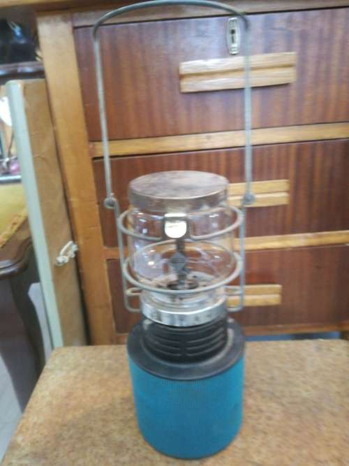 CAMPING GAS INTERNATIONAL GAS LAMP. Made in FRANCE.