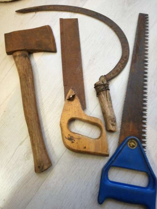 VINTAGE TOOLS. One bid for ALL.